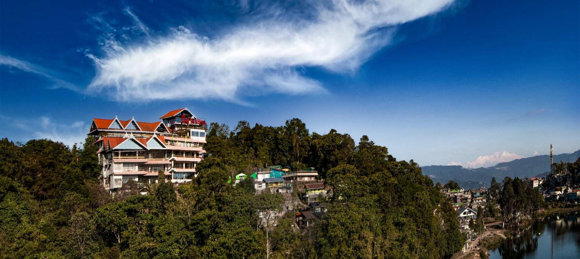 Bungalow di 466 m² con 21 camera Mirik Esterno foto