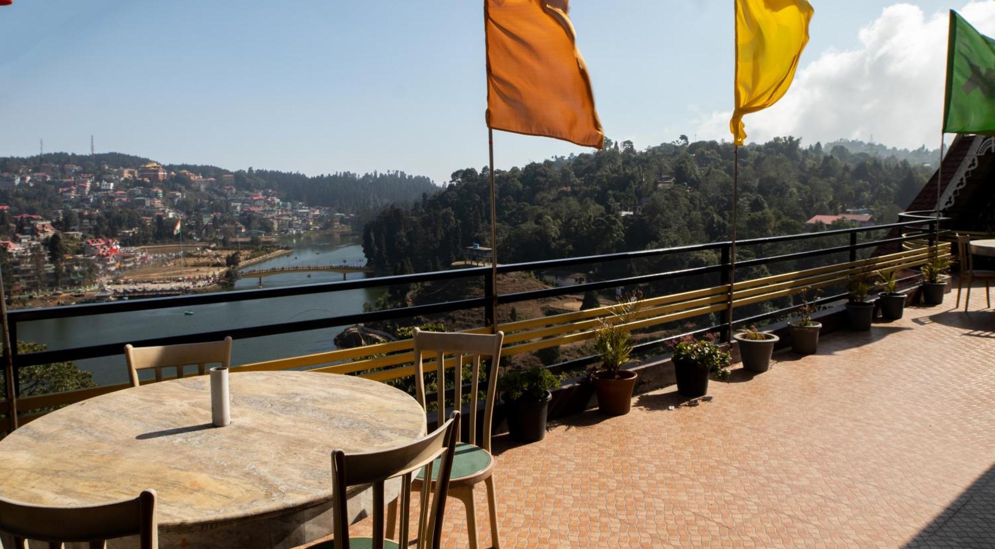 Bungalow di 466 m² con 21 camera Mirik Esterno foto